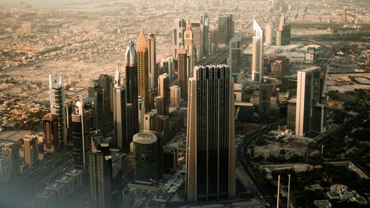 DUBAI_ayko-neil-kehl-sAMUepxJE8g-unsplash