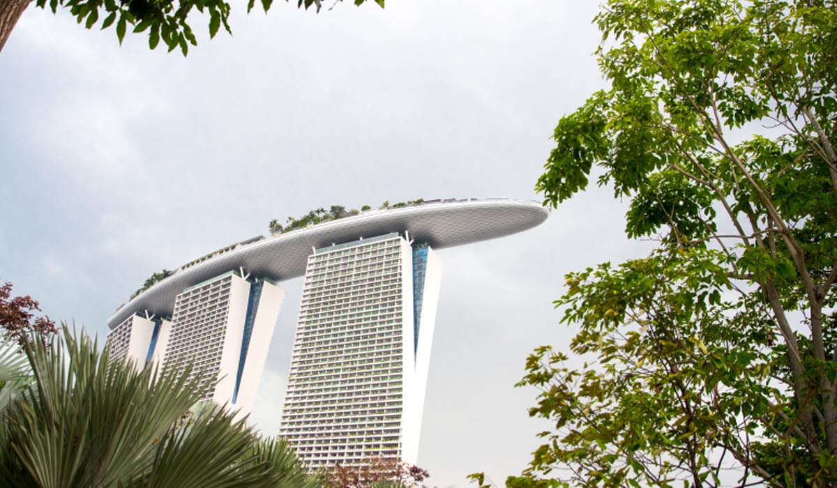 SINGAPORE_jacob-peters-lehm-17IW7yH4U2o-unsplash.jpg