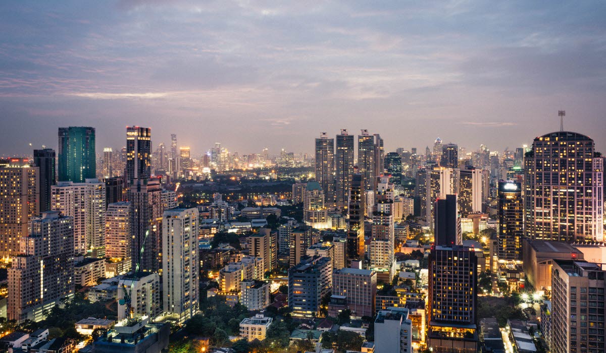 BANGKOK_andreas-brucker-g5Uh7nP60FA-unsplash.jpg
