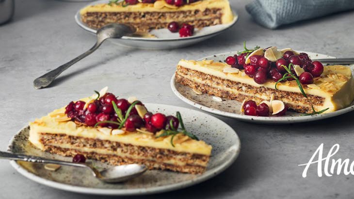 Almondy_Mandeltårta_Front1110x478-1110x478