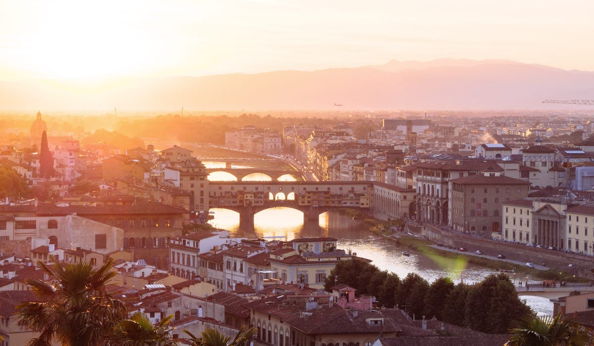 FLORENCE_mark-tegethoff-l-GmdF7Md0o-unsplash.jpg