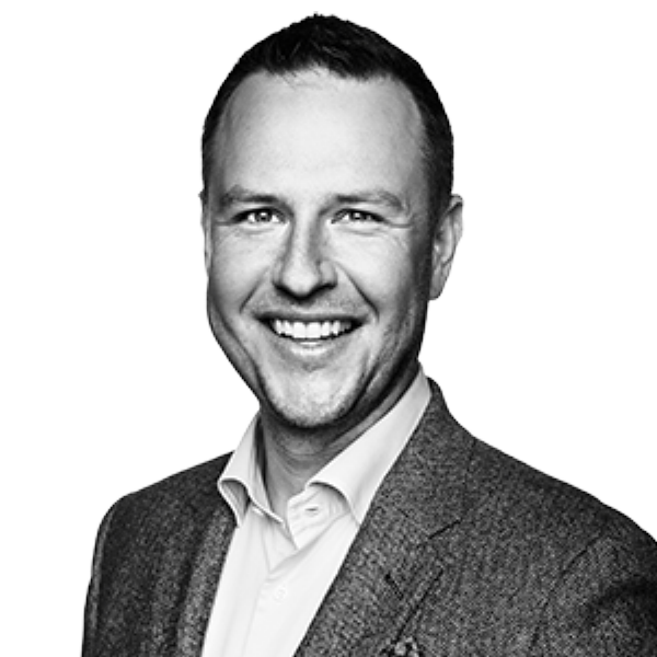 Nikki Brandt isolated 300x300.png