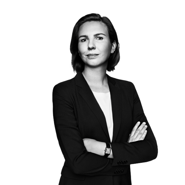 Andrea Staxberg isolated.png