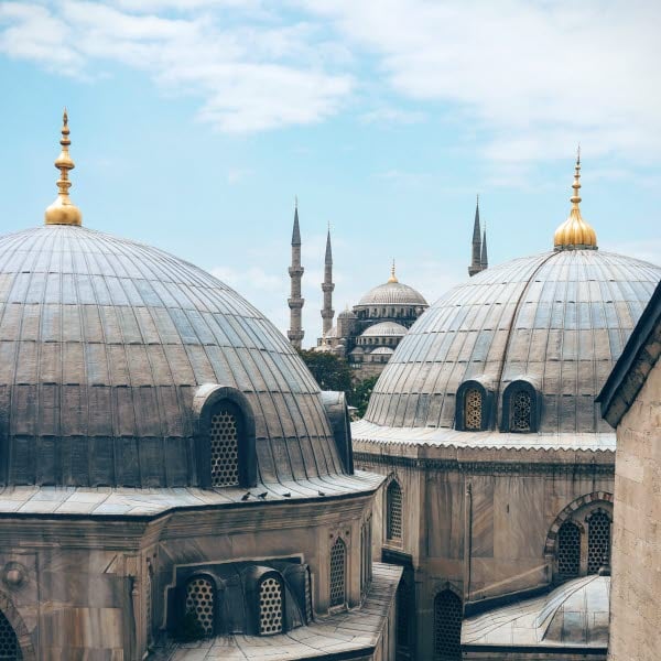 ISTANBUL_daniel-burka-oR9ZisoF_NE-unsplash.jpg