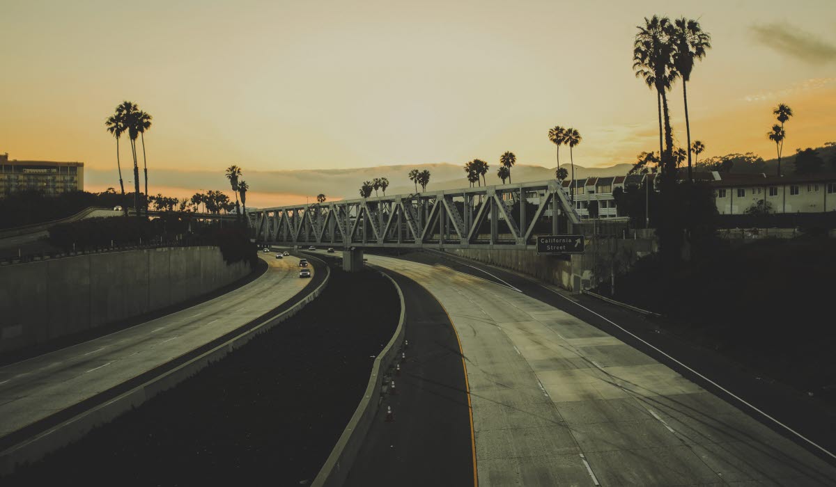 jc-dela-cuesta-304546-unsplash.jpg