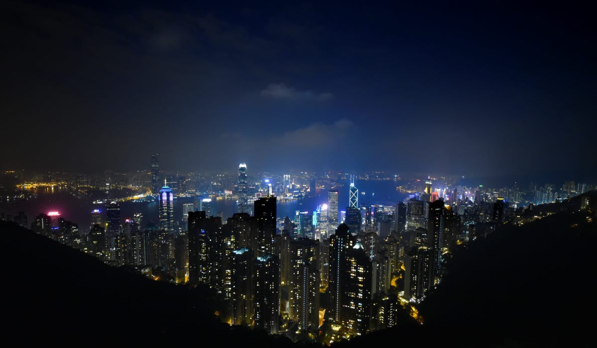 HONGKONG_arisa-chattasa-7wBL8ob7a-w-unsplash.jpg