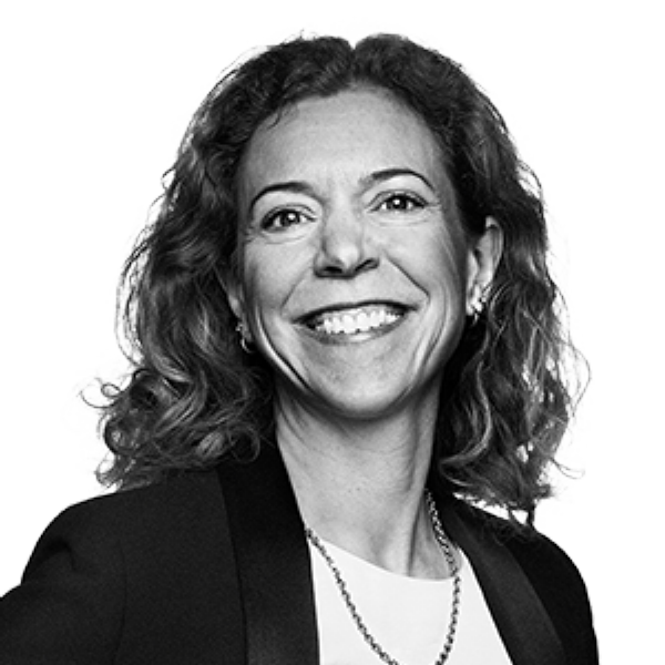 Linda Bradley isolated 300x300.png