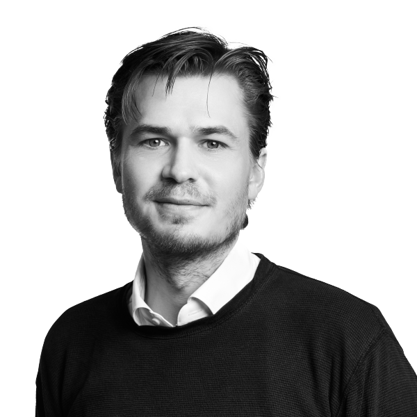 Erik Törnqvist transparent.png