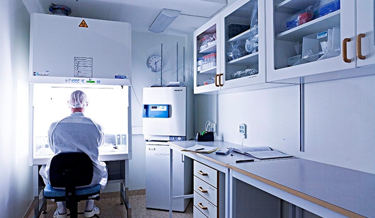 manufacturing-sgs-lab-room.jpg