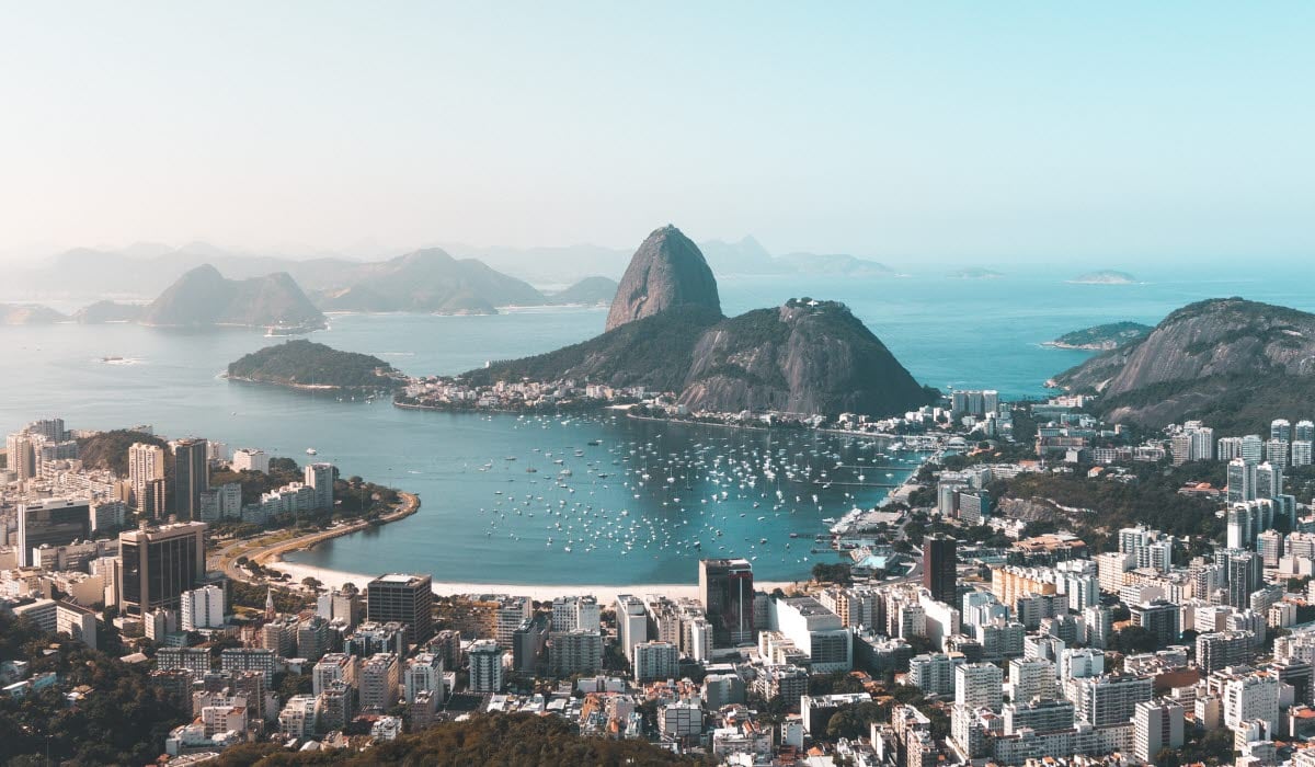 RIO_fabio-roque-q6HaOQ37mHM-unsplash.jpg